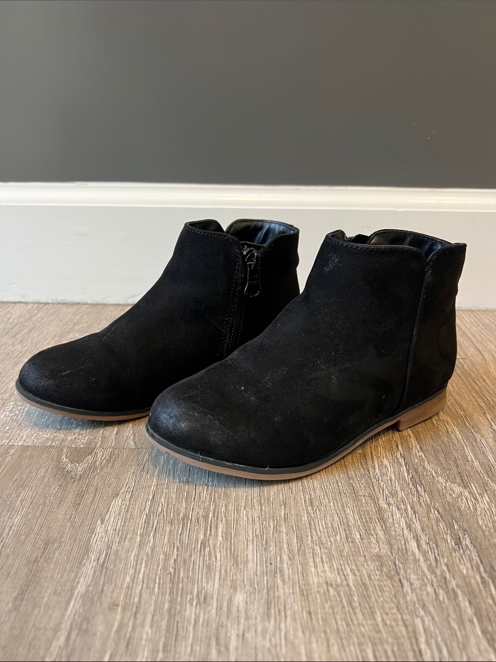 Cat & Jack Girls Black Faux Suede Zipper Booties Boots Size 11